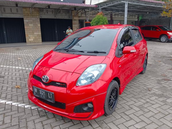 Toyota YARIS S TRD 2013 Manual