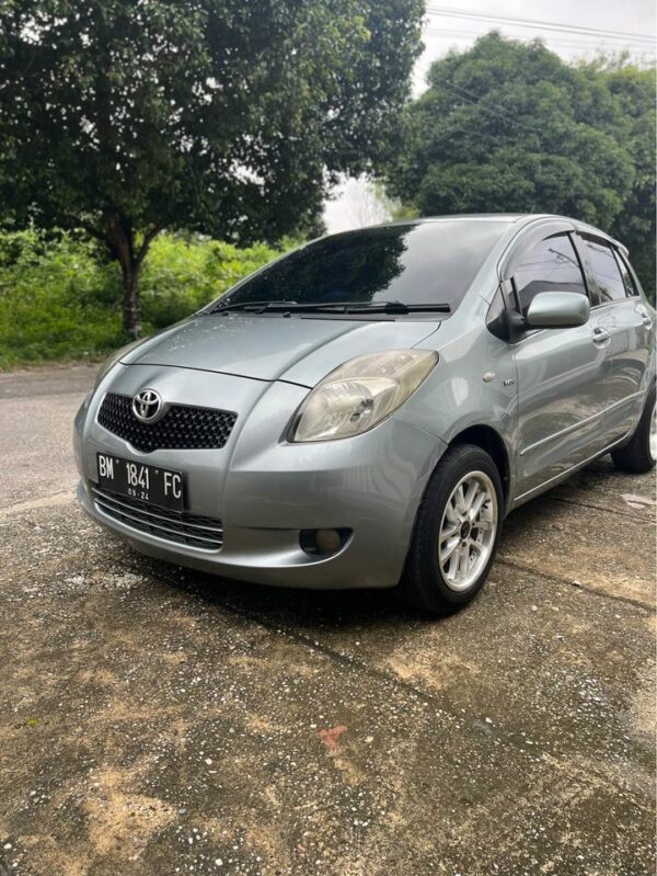 Mobil Yaris E 2007 Manual Bekas Pekanbaru