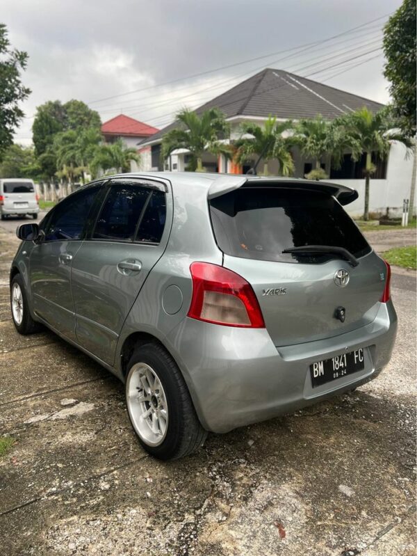 Mobil Yaris E 2007 Manual Bekas Pekanbaru