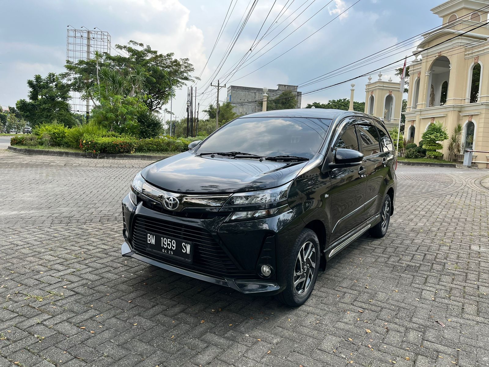 Avanza Bekas Pekanbaru