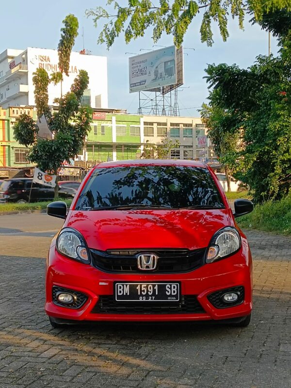 Mobil Brio E 2017 Manual Bekas Pekanbaru