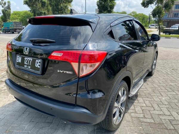 Mobil Honda HRV 1.5 S 2015 Matic Bekas Pekanbaru