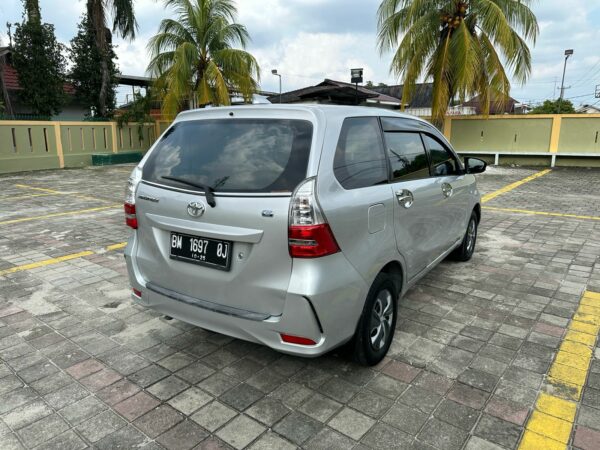 Mobil Toyota Avanza E 2020 Manual Bekas Pekanbaru