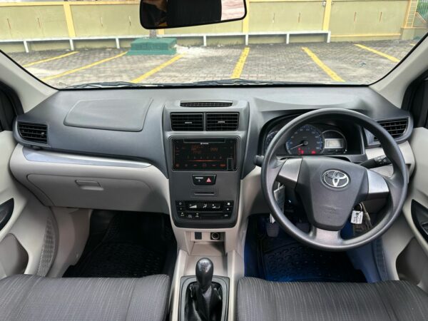 Mobil Toyota Avanza E 2020 Manual Bekas Pekanbaru