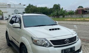 Fortuner VNT TRD 2014 Metik