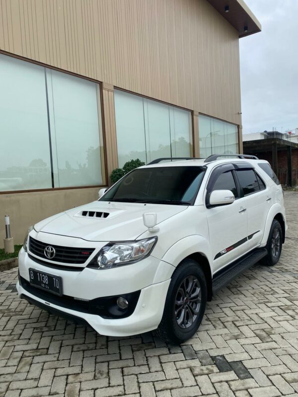 Fortuner VNT TRD 2014 Metik pekanbaru