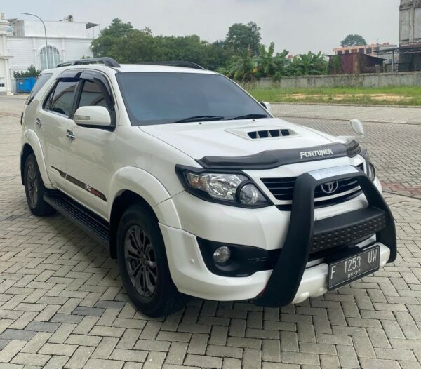 Fortuner VNT TRD 2015 Manual Bekas Pekanbaru