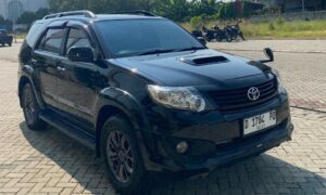 Fortuner VNT TRD 2014 Metik