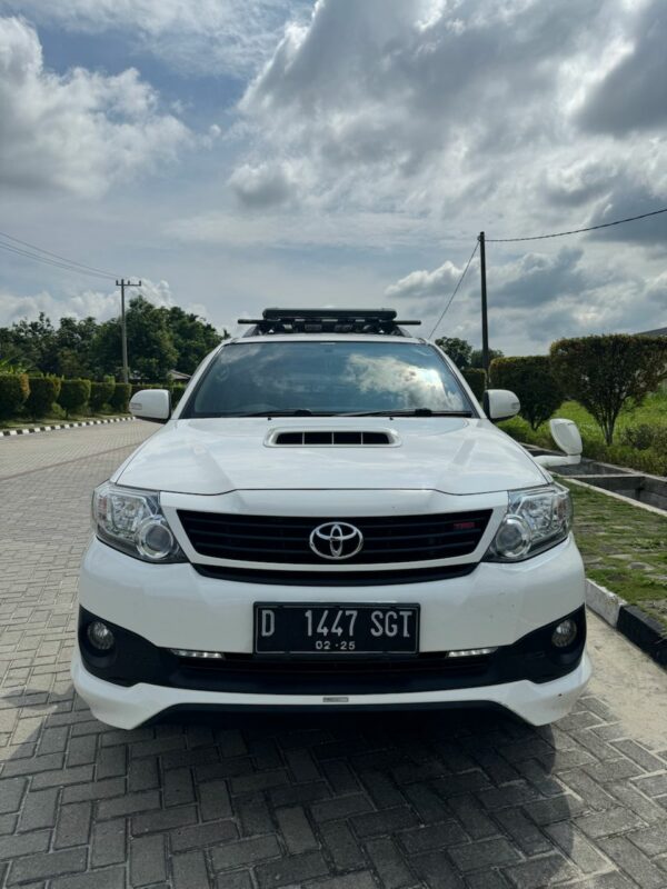 Fortuner VNT TRD 2015 Manual Bekas Pekanbaru