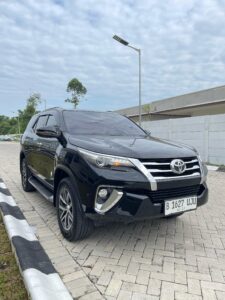Mobil Fortuner VRZ Matic 2019 Bekas Pekanbaru