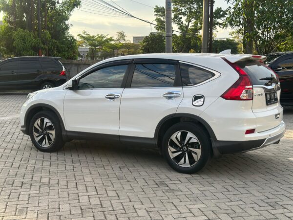Honda CRV 2.4 Prestige 2016 Matic bekas pekanbaru